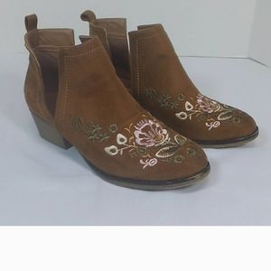 Olivia Miller embroidered ankle boots